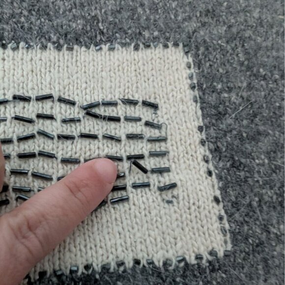 Vintage Silk Angora Beaded Sweater Womens Size Medium Gray Art Deco Mock Neck - Picture 5 of 14